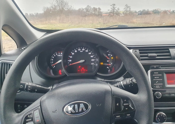 Kia Rio cena 30000 przebieg: 82000, rok produkcji 2015 z Sławno małe 154